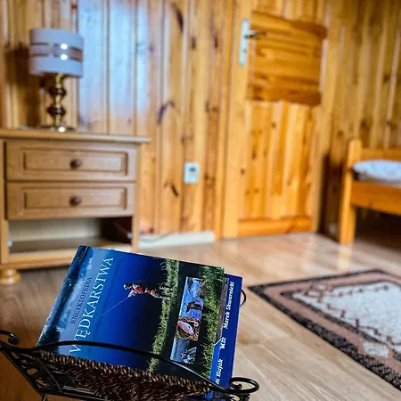 Caloroczny Nad Stawem Na Kaszubach *