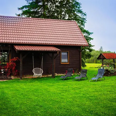 Caloroczny Nad Stawem Na Kaszubach *